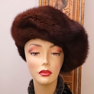 Mink Chapeau Beret Vtg gem